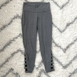 OLD NAVY ACTIVE GO-DRY FITTED LEGGINGS